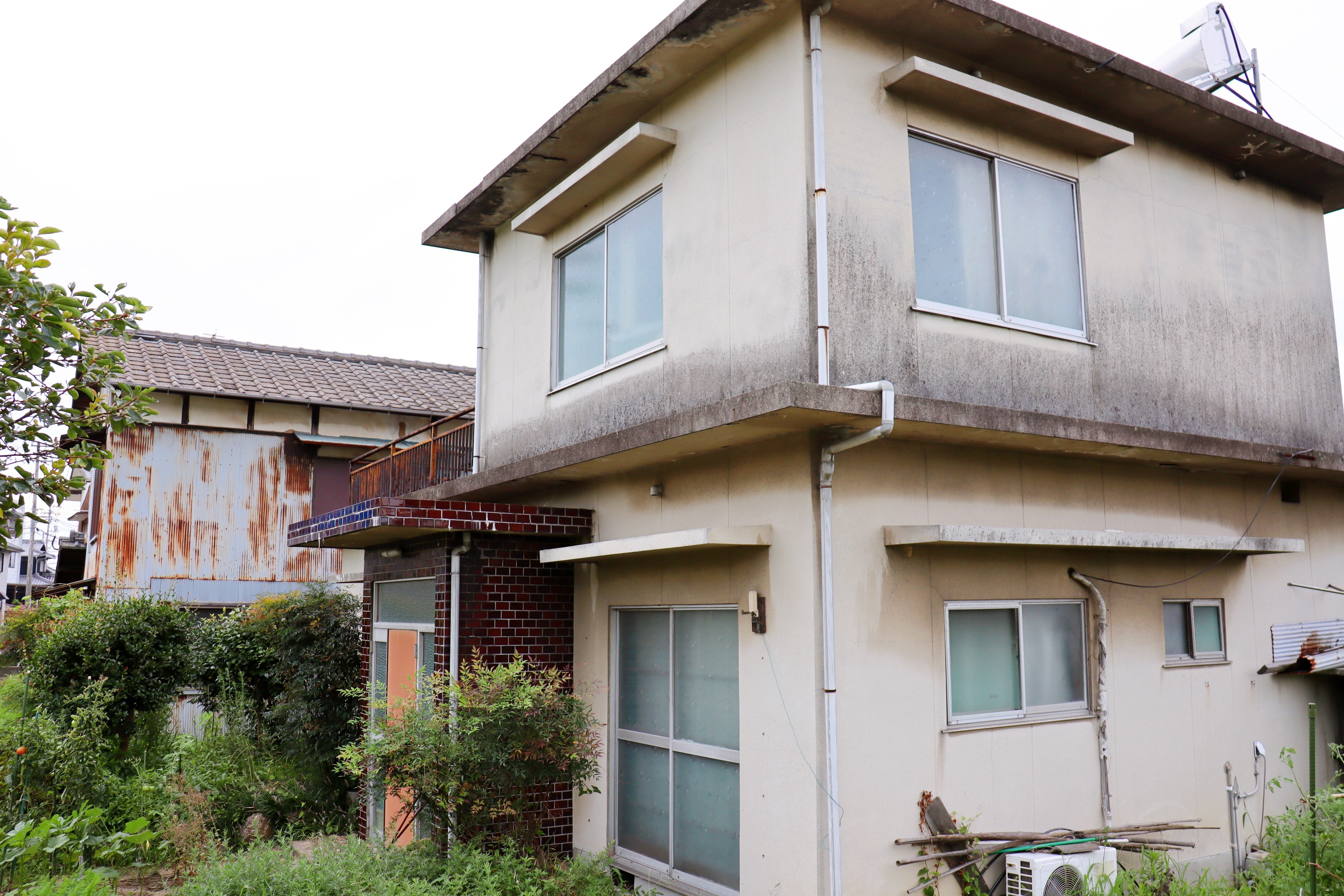 20年外壁塗装をしなかったらどうなるのか?