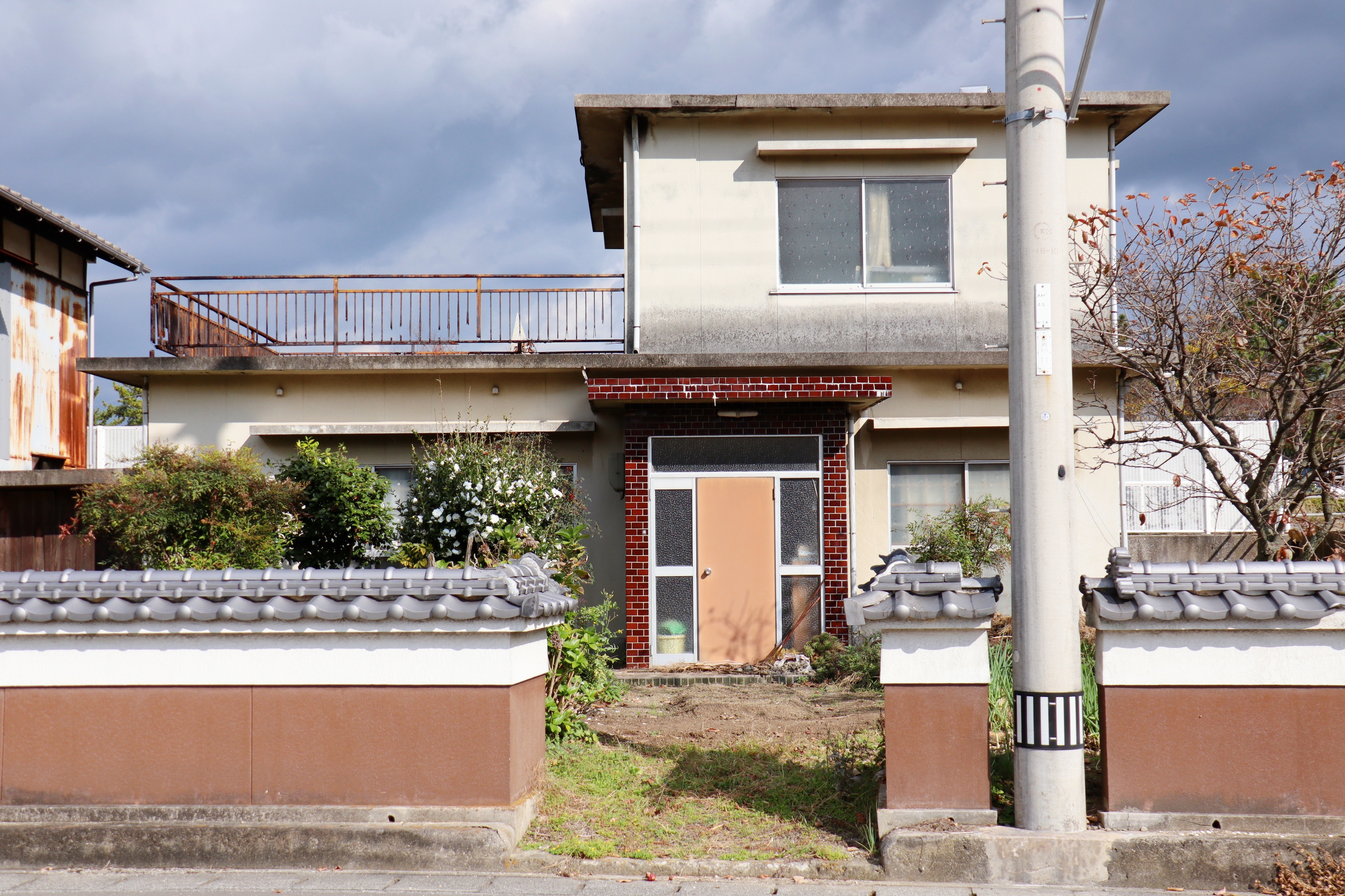 20年外壁塗装をしなかったらどうなるのか?