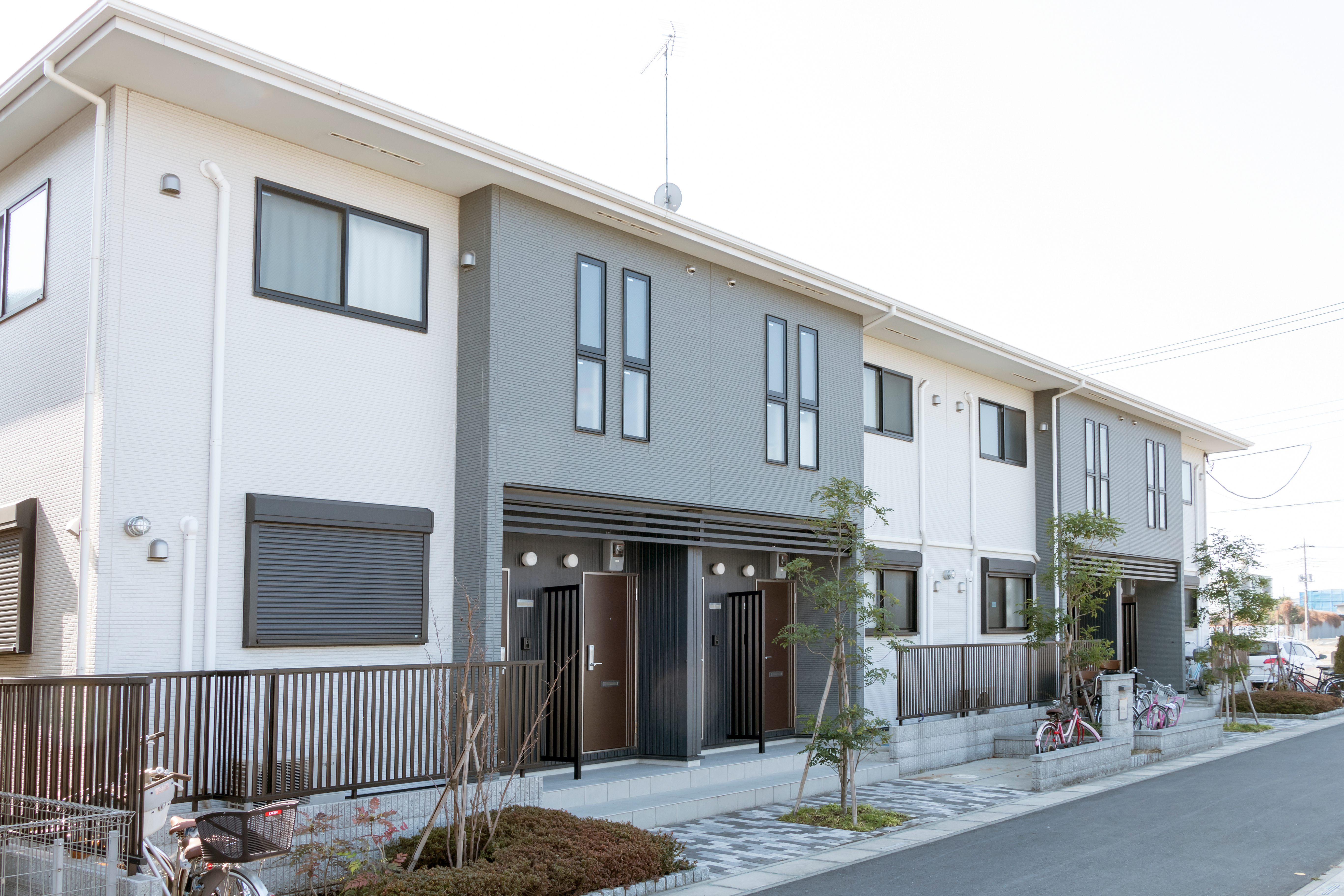 【磐田市のマンション・アパートオーナー様必見】外壁塗装の重要性と成功のポイント
